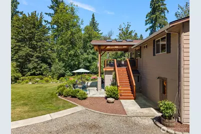17729 S Tapps Drive E, Lake Tapps, WA 98391 - Photo 32