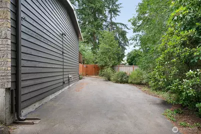 15513 Palatine Lane N, Shoreline, WA 98133 - Photo 36