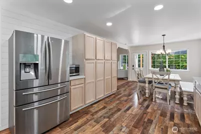 8925 Pebble Place SE, Port Orchard, WA 98367 - Photo 12