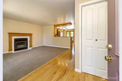 10025 14th Ave E., Tacoma, WA 98445 - Photo 4