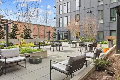 1085 103rd Avenue NE #311, Bellevue, WA 98004 - Photo 14