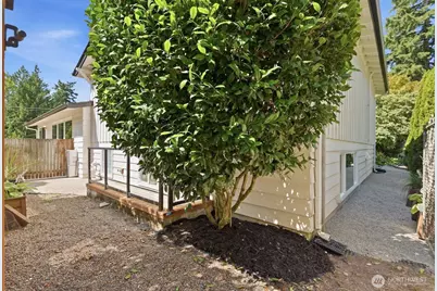 1438 159th Avenue SE, Bellevue, WA 98008 - Photo 32