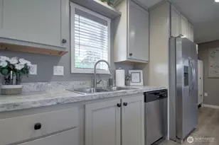 4830 Pacific Ave SE, Lacey, WA 98503 - Photo 8