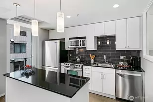 76 Cedar St, Seattle, WA 98121 - Photo 6
