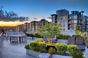 76 Cedar St, Seattle, WA 98121 - Photo 14