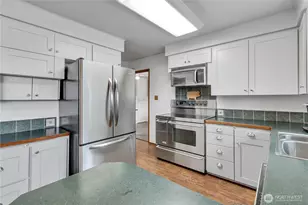 15115 74th St E, Sumner, WA 98390 - Photo 6