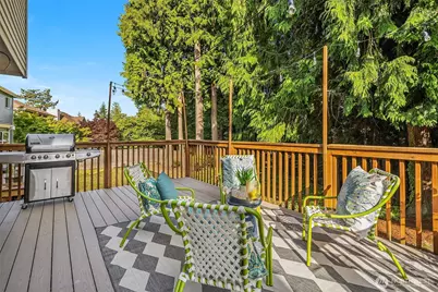 22413 NE 9th Drive, Sammamish, WA 98074 - Photo 18