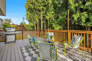 22413 NE 9th Dr, Sammamish, WA 98074 - Photo 18