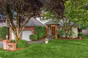 22413 NE 9th Dr, Sammamish, WA 98074 - Photo 2