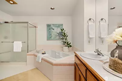 22413 NE 9th Drive, Sammamish, WA 98074 - Photo 26