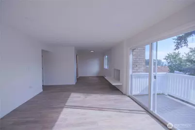 9911 NE 119th Court #A, Kirkland, WA 98034 - Photo 10