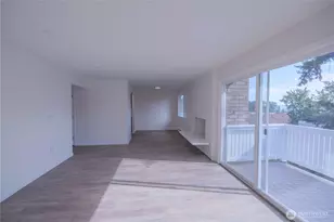 9911 NE 119th Ct, Kirkland, WA 98034 - Photo 10