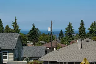 220 W 13th St, Port Angeles, WA 98362 - Photo 2