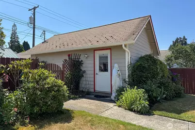 220 W 13th Street, Port Angeles, WA 98362 - Photo 32