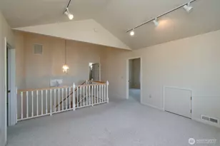 220 W 13th St, Port Angeles, WA 98362 - Photo 22