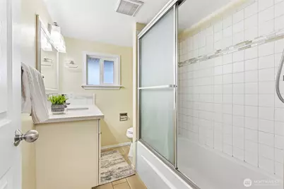 8528 S 121st Street, Seattle, WA 98178 - Photo 22