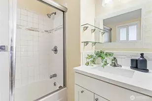 8528 S 121st St, Seattle, WA 98178 - Photo 24