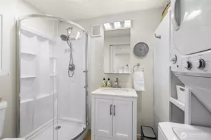 520 4th St, Anacortes, WA 98221 - Photo 32