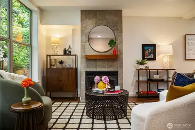 3425 Meridian Avenue N, Seattle, WA 98103 - Photo 2