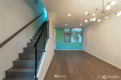 1718 27th Avenue #A, Seattle, WA 98122 - Photo 10