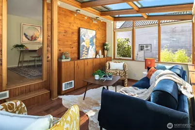 12033 79th Avenue S, Seattle, WA 98178 - Photo 4
