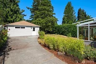 12033 79th Ave S, Seattle, WA 98178 - Photo 32