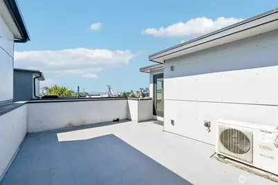 710 14th Avenue #C, Seattle, WA 98122 - Photo 16