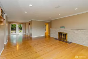 8612 21st Ave NW, Seattle, WA 98117 - Photo 2