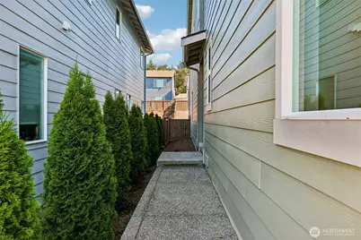 20721 136th Place SE, Monroe, WA 98272 - Photo 2