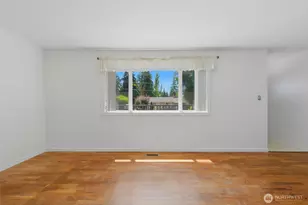 842 SW 305th St, Federal Way, WA 98023 - Photo 8