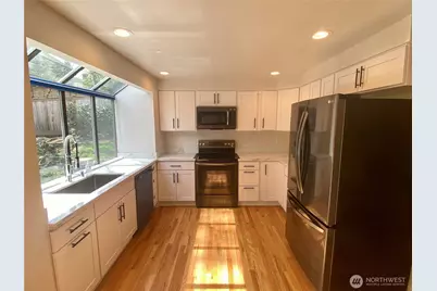 650 Jasmine Place NW, Issaquah, WA 98027 - Photo 6