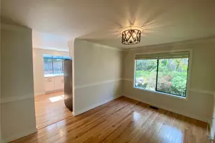 650 Jasmine Pl NW, Issaquah, WA 98027 - Photo 4