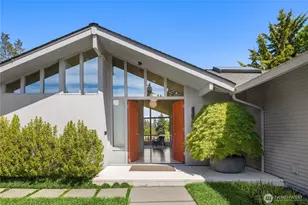 1514 Shenandoah Dr E, Seattle, WA 98112 - Photo 2