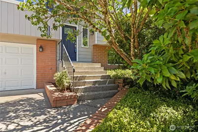 2818 111th Place SE, Everett, WA 98208 - Photo 2