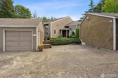 2407 SE 8th Place, Renton, WA 98055 - Photo 1