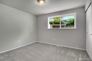 13020 Robinhood Ln, Snohomish, WA 98290 - Photo 18
