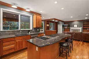 10444 SE 22nd St, Bellevue, WA 98004 - Photo 6