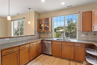 21251 S 40th Place #45, SeaTac, WA 98198 - Photo 18