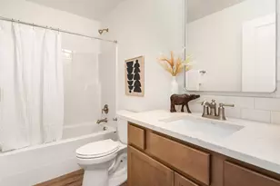 2401 E 16th St, Bremerton, WA 98310 - Photo 16