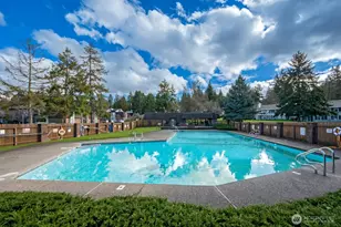 11010 NE 68th St, Kirkland, WA 98033 - Photo 26