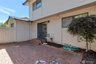 17050 Northup Way, Bellevue, WA 98008 - Photo 26