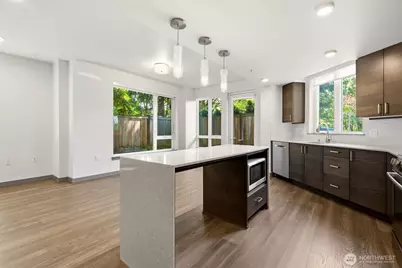 11903 NE 128th Street #P05, Kirkland, WA 98034 - Photo 8
