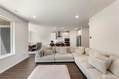 17920 139th Place E, Puyallup, WA 98374 - Photo 10
