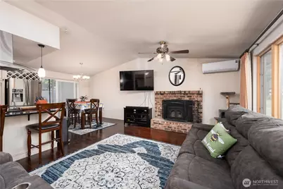 22504 121st Street E, Bonney Lake, WA 98391 - Photo 4