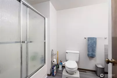 22504 121st Street E, Bonney Lake, WA 98391 - Photo 18
