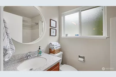 15041 SE Fairwood Boulevard, Renton, WA 98058 - Photo 24