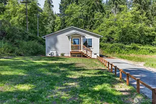 6888 Helena St, Clinton, WA 98236 - Photo 2
