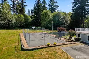 25327 NE 67th Pl, Redmond, WA 98053 - Photo 36