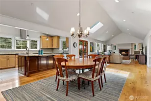 25327 NE 67th Pl, Redmond, WA 98053 - Photo 10