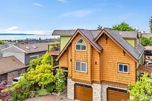 545 Holly Dr, Edmonds, WA 98020 - Photo 1